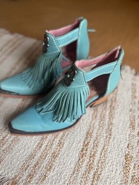 Junk Gypsy Leather Teal Fringe Cutout Ankle Booties. 8.5